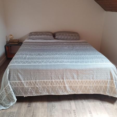 Maison De Ville A 10 Min Du Pal Dompierre-sur-Besbre Eksteriør bilde